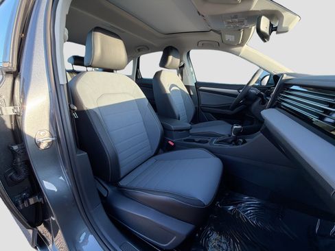 New 2026 Volkswagen Jetta SE image 14