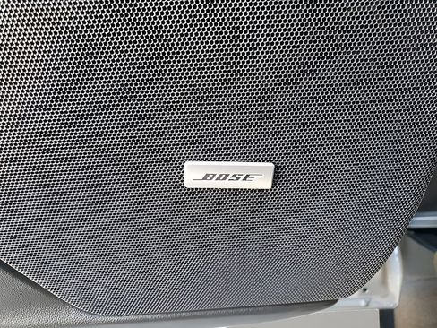 Certified 2025 Cadillac XT5 Sportv w/ Technology Package image 29