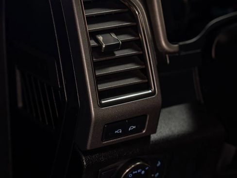 Used 2019 Ford F150 Raptor w/ Equipment Group 802A Luxury image 11