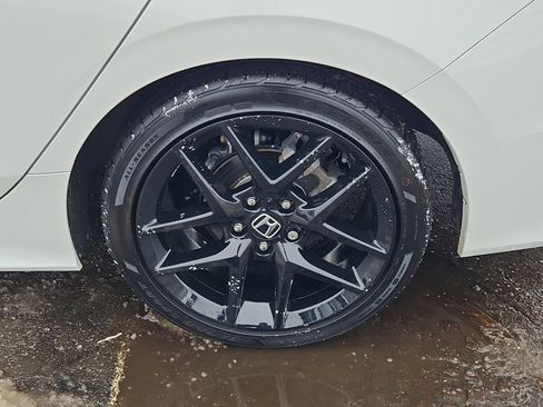 Used 2023 Honda Civic Sport image 21