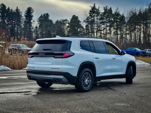 Certified 2025 GMC Acadia Elevation image 3