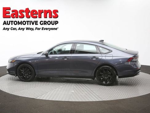 Used 2025 Honda Accord SE image 61