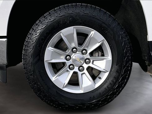 Used 2023 Chevrolet Silverado 1500 LT image 10