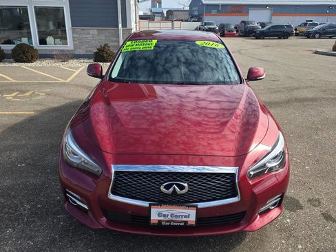 Used 2016 INFINITI Q50 3.0t Premium w/ Driver Assistance Package image 8