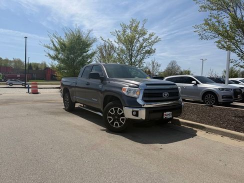 Used 2015 Toyota Tundra SR5 w/ TRD Off Road Package AWD/4WD image 1