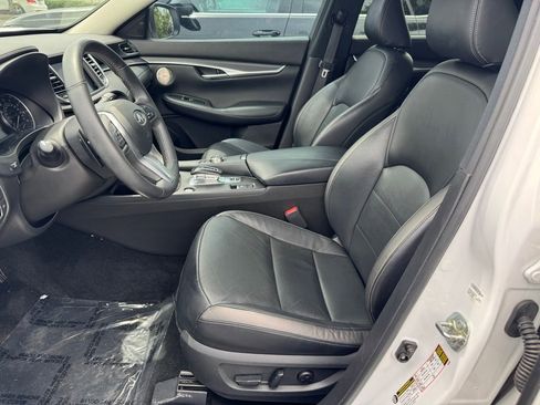 Used 2023 INFINITI QX50 Luxe AWD/4WD image 15