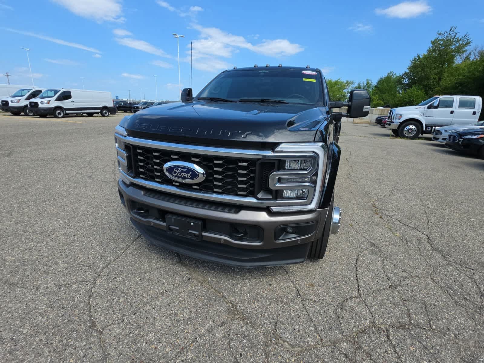Used 2023 Ford F450 King Ranch w/ FX4 Off-Road Package AWD/4WD image 2