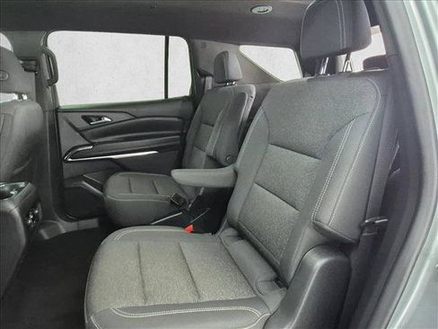 Used 2024 Chevrolet Traverse LT FWD image 20