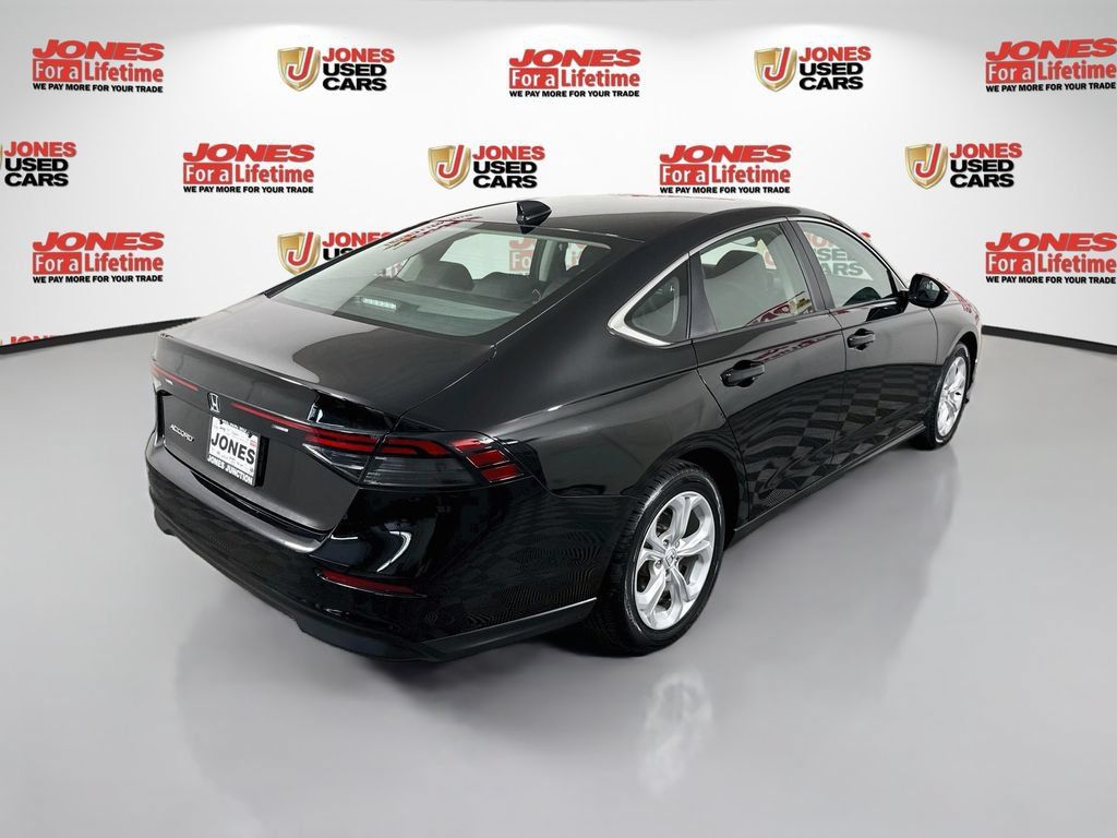 Used 2024 Honda Accord LX image 14