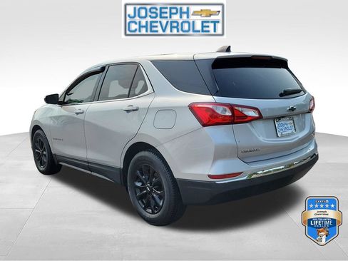 Used 2019 Chevrolet Equinox LT FWD image 3