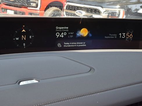 New 2025 Lincoln Navigator Reserve w/ Jet Appearance Package image 27