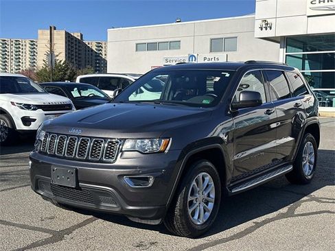 Certified 2021 Jeep Grand Cherokee Laredo X image 5