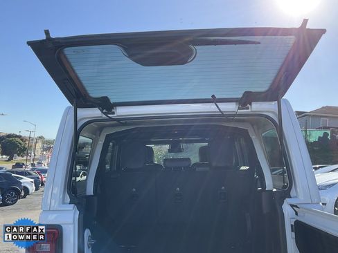 Used 2023 Jeep Wrangler Unlimited Rubicon 4xe w/ Steel Bumper Group image 10