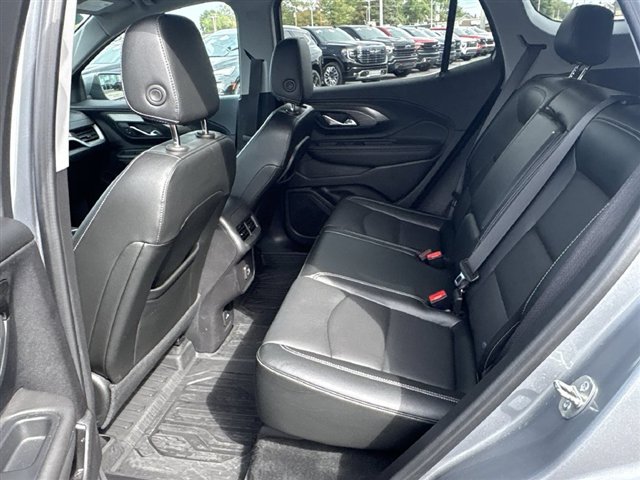 Certified 2024 GMC Terrain SLT w/ LPO, Floor Liner Package FWD image 23