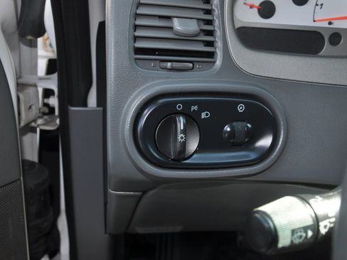 Used 2004 Ford Explorer Sport Trac XLT image 30