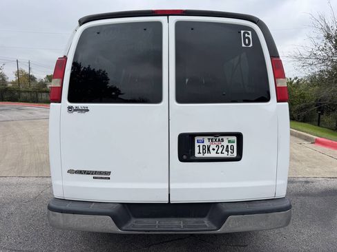 Used 2013 Chevrolet Express 3500 LT w/ LT Preferred Equipment Group image 6