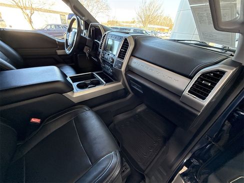 Used 2018 Ford F250 Lariat w/ Tow Technology Bundle image 28