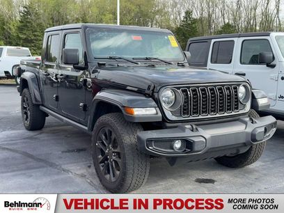 Used 2025 Jeep Gladiator Sport