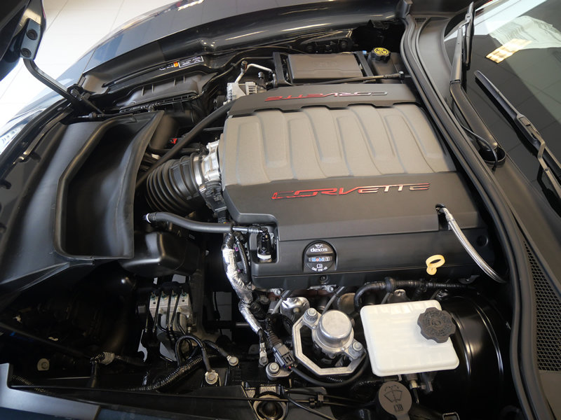 Used 2019 Chevrolet Corvette Stingray Coupe w/ 2LT Preferred Equipment Group RWD image 17