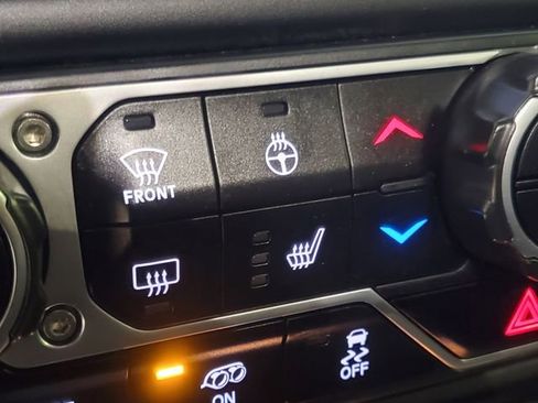 Used 2021 Jeep Wrangler Unlimited Rubicon w/ Dual Top Group image 26