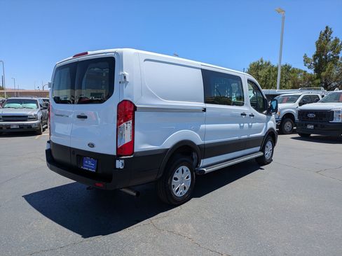 Used 2025 Ford Transit 250 Low Roof w/ Exterior Upgrade Package RWD image 3