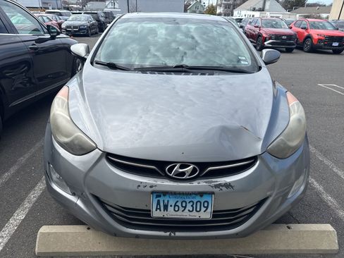 Used 2012 Hyundai Elantra Limited image 2