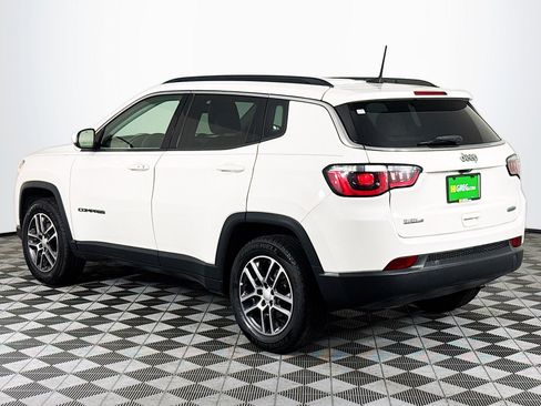 Used 2017 Jeep Compass Latitude w/ Popular Equipment Group image 6