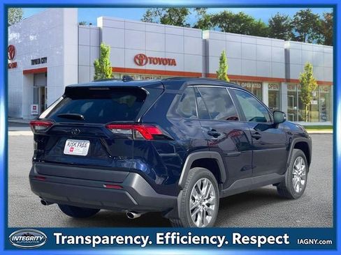Used 2023 Toyota RAV4 XLE Premium AWD/4WD image 6