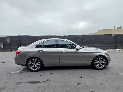 Used 2019 Mercedes-Benz C 300 Sedan image 8