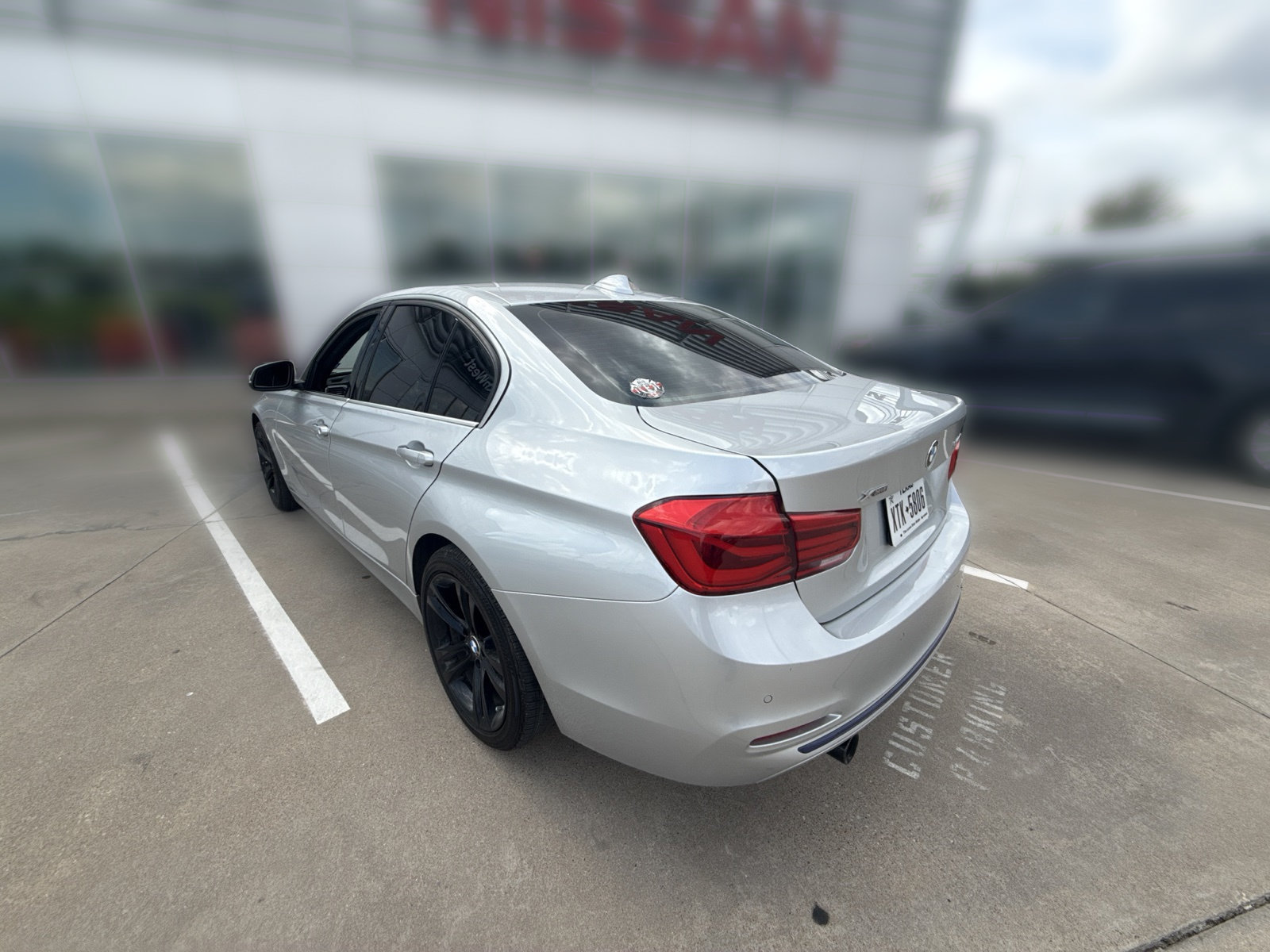 Used 2016 BMW 340i xDrive Sedan AWD/4WD image 4