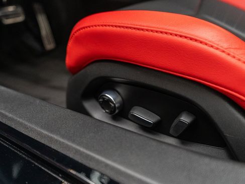 Used 2023 Chevrolet Corvette Z06 w/ Stealth Interior Trim Package image 36