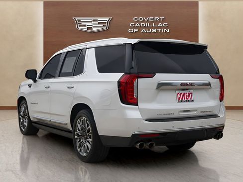 Used 2021 GMC Yukon Denali w/ Denali Ultimate Package AWD/4WD image 3