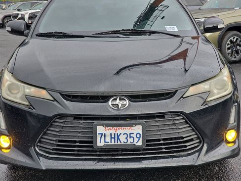 Used 2015 Scion tC image 15