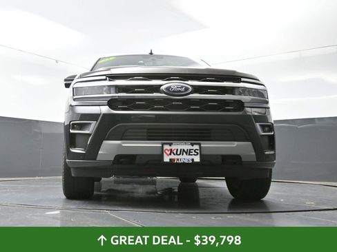 Used 2023 Ford Expedition Limited image 55