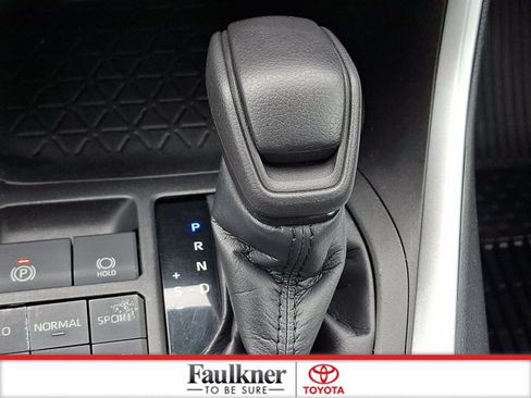 Certified 2021 Toyota RAV4 XLE AWD/4WD image 14