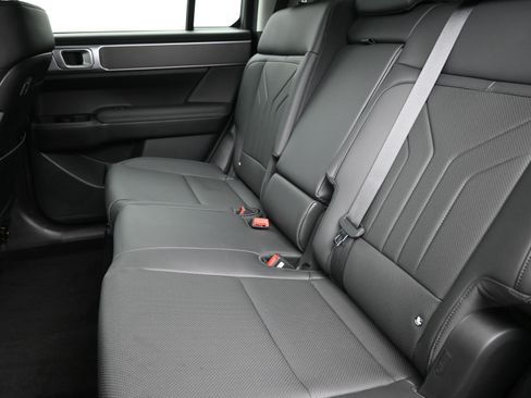 Used 2025 Hyundai Santa Fe SEL w/ Tow & Go Package image 21