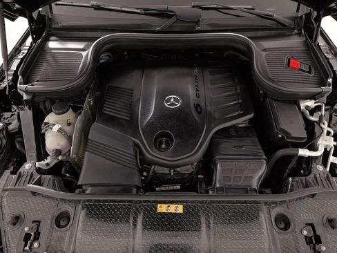 Used 2021 Mercedes-Benz GLE 450 4MATIC image 57