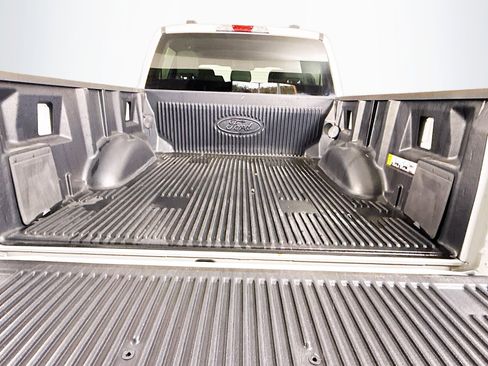 Used 2024 Ford F150 XLT image 33