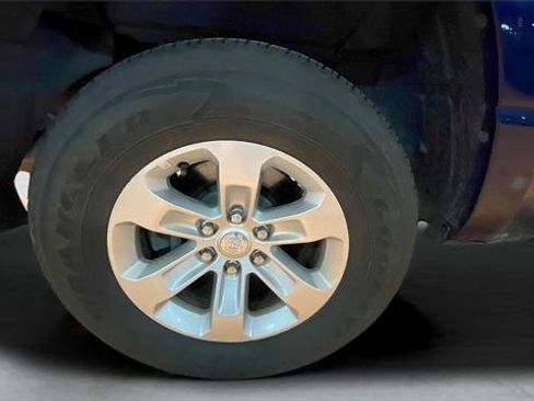 Used 2024 RAM 1500 Laramie image 33