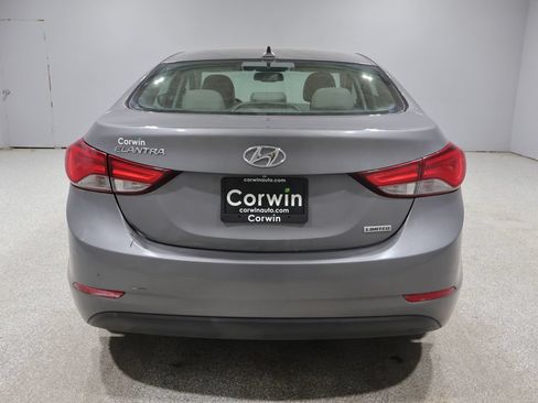 Used 2014 Hyundai Elantra Limited w/ Option Group 03 FWD image 3