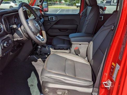 Used 2024 Jeep Wrangler Sahara w/ Technology Group image 6