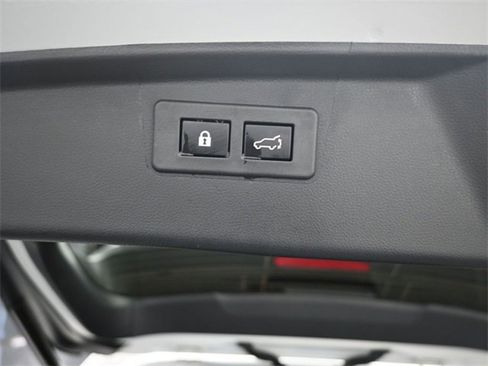 Certified 2025 Subaru Outback Premium w/ Popular Package #1A image 24