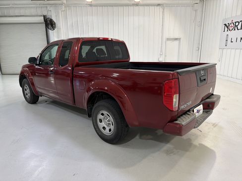 Used 2017 Nissan Frontier S image 3