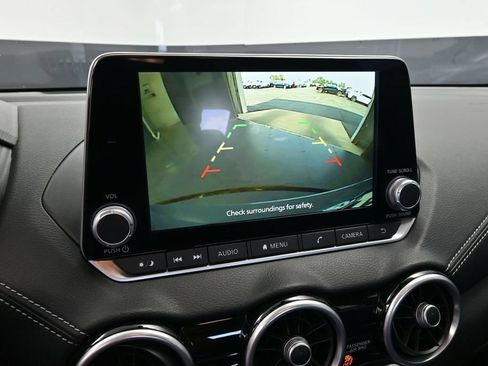 Used 2024 Nissan Sentra SV FWD image 32