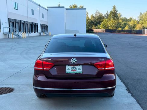Used 2014 Volkswagen Passat TDI SE FWD image 4
