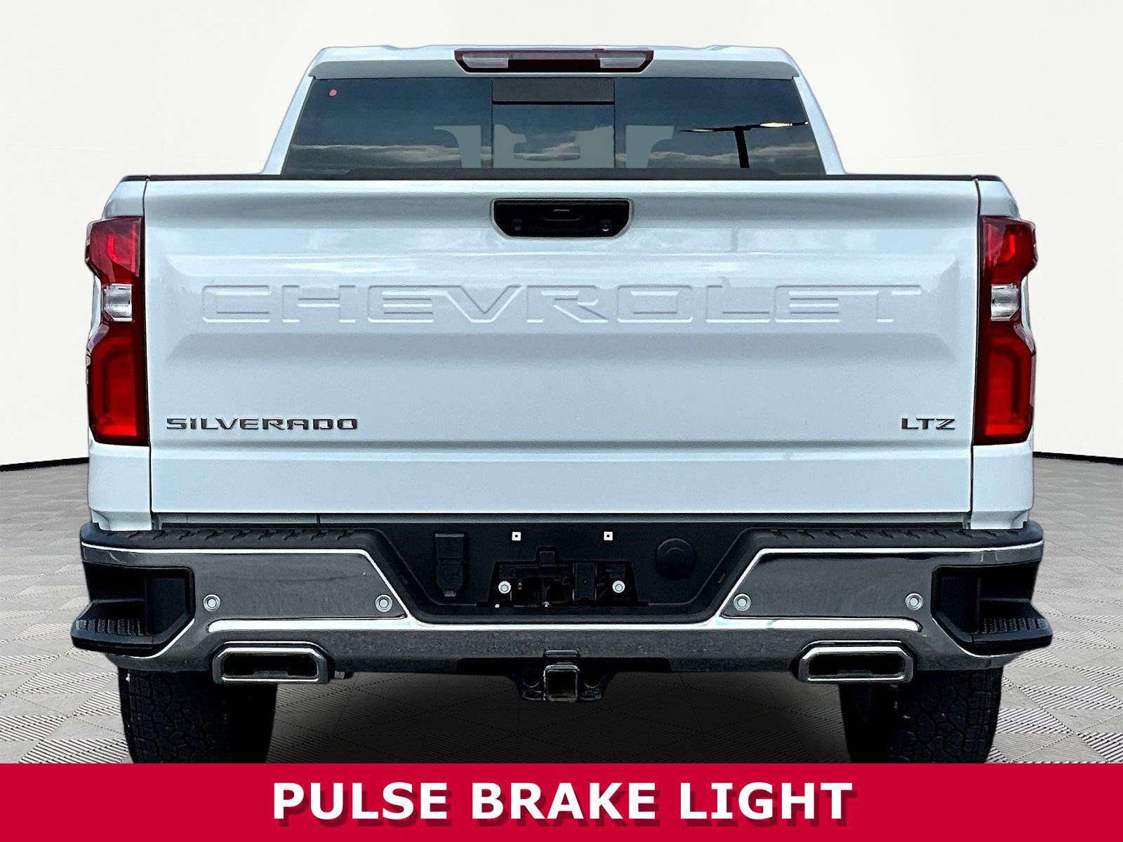 Used 2023 Chevrolet Silverado 1500 LTZ AWD/4WD image 5