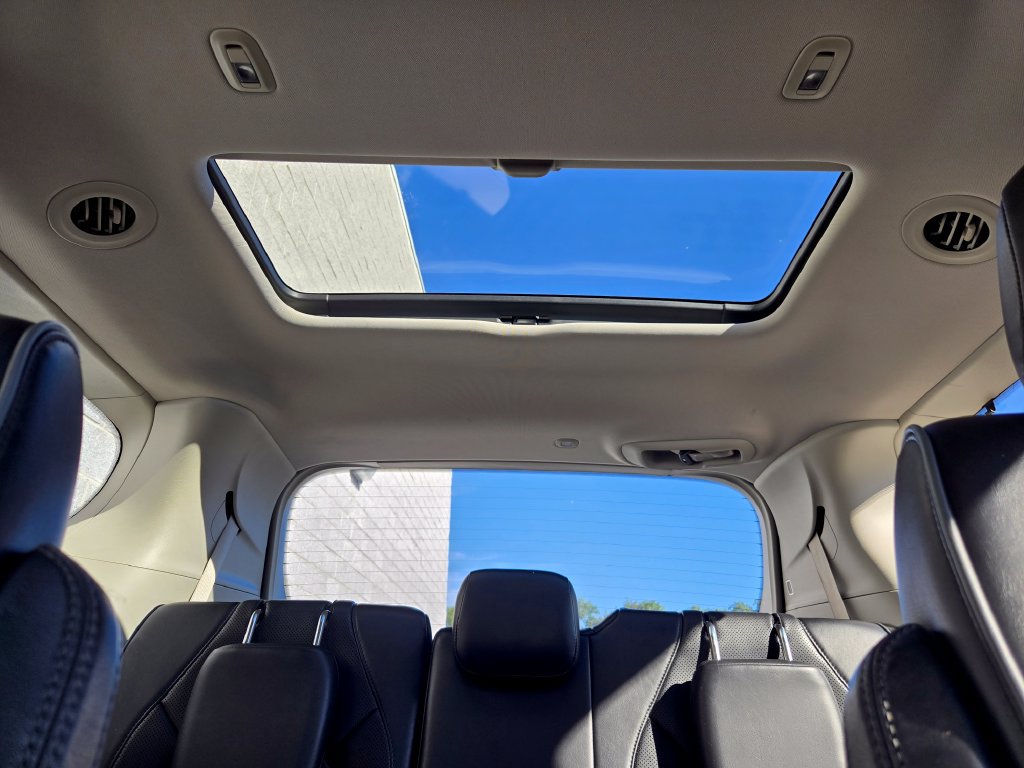 Used 2017 Chrysler Pacifica Limited FWD image 47