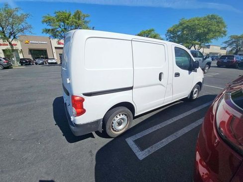 Used 2017 Nissan NV200 S w/ Cruise Control Package FWD image 3