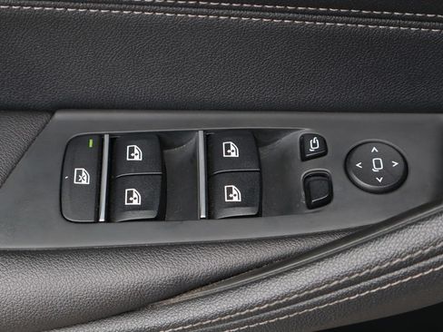 Used 2022 BMW 540i w/ M Sport Package RWD image 19