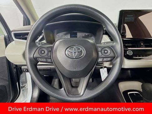 Certified 2025 Toyota Corolla LE image 11